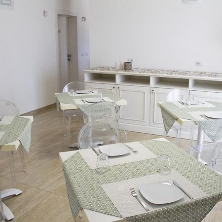 B&B Imperial Exclusive Rooms & Breakfast Porto Cesareo Exteriör bild