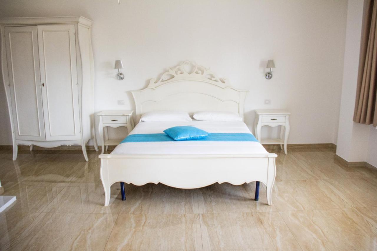 B&B Imperial Exclusive Rooms & Breakfast Porto Cesareo Exteriör bild