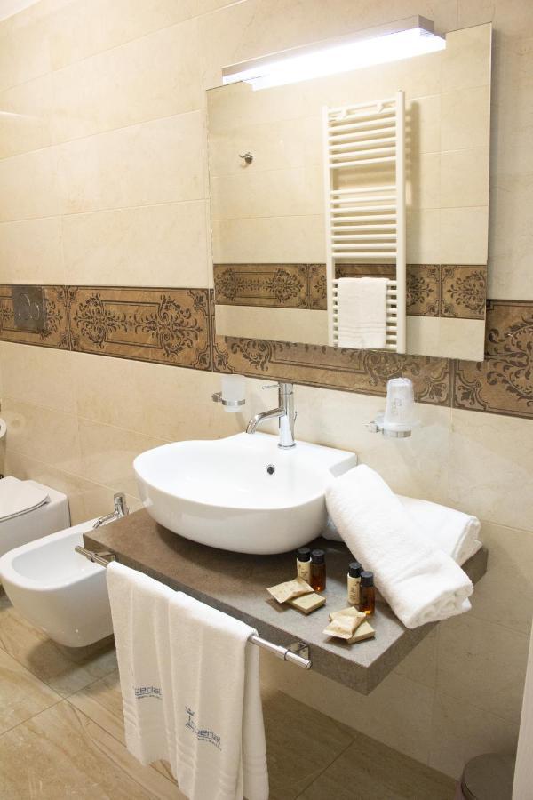 B&B Imperial Exclusive Rooms & Breakfast Porto Cesareo Exteriör bild
