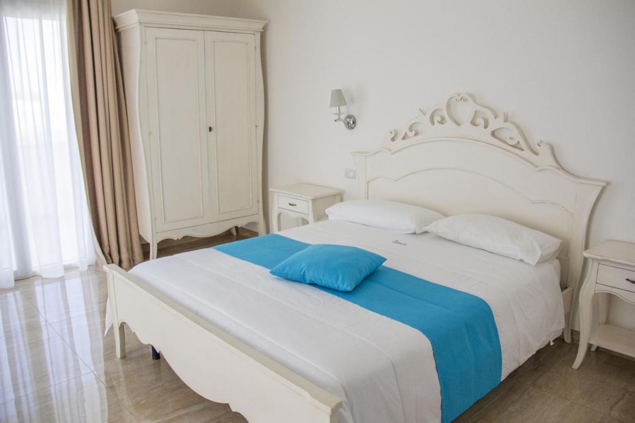 B&B Imperial Exclusive Rooms & Breakfast Porto Cesareo Exteriör bild