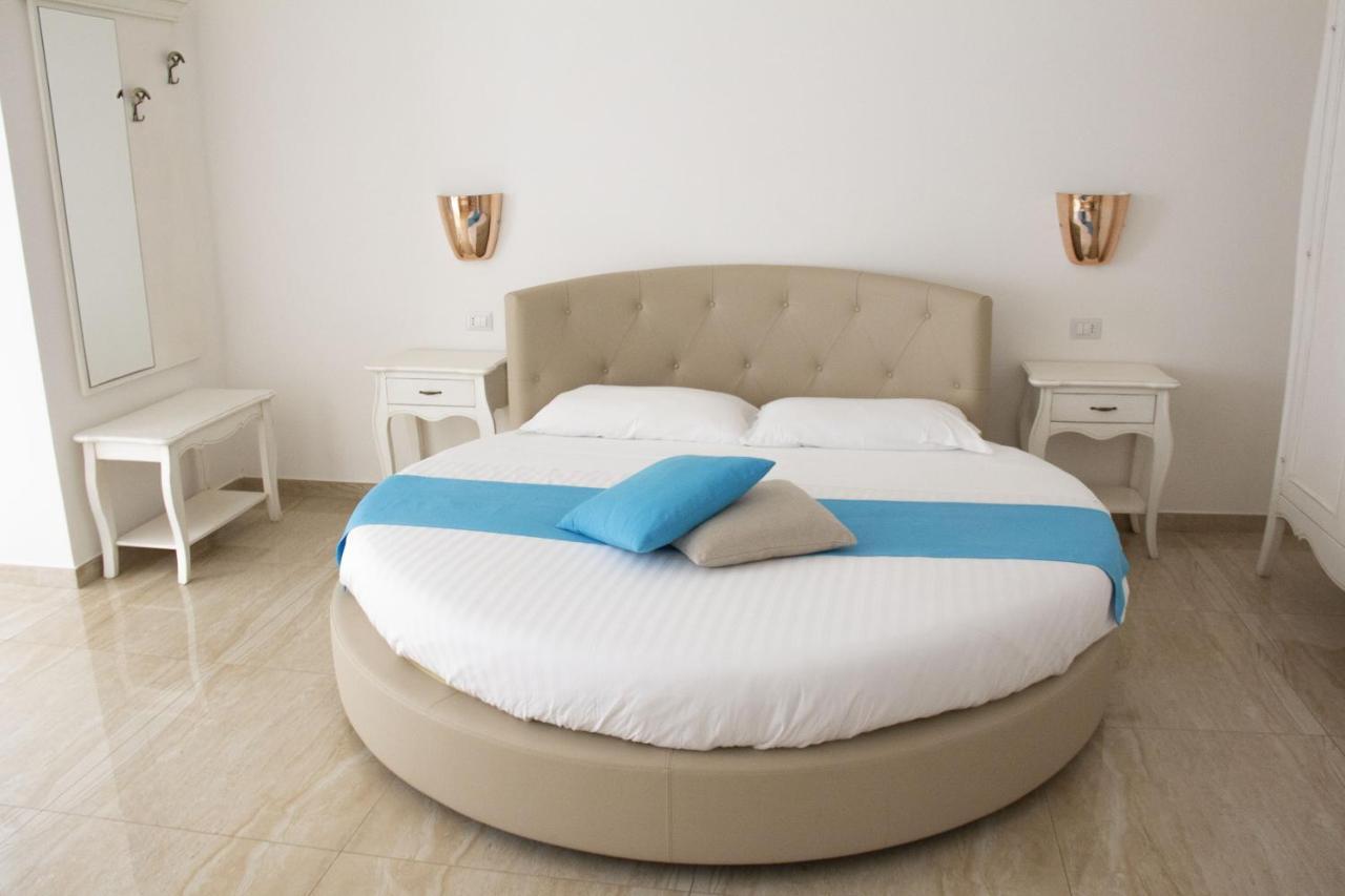 B&B Imperial Exclusive Rooms & Breakfast Porto Cesareo Exteriör bild