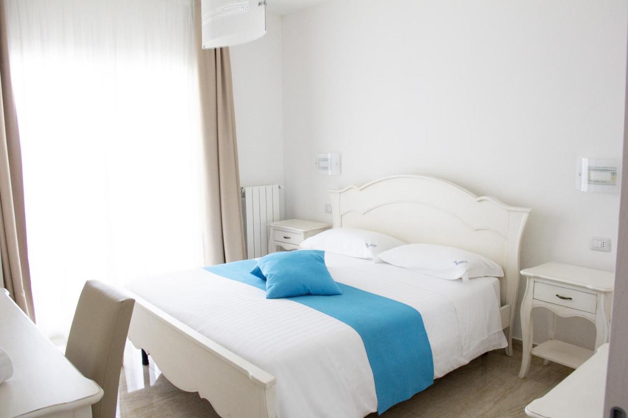 B&B Imperial Exclusive Rooms & Breakfast Porto Cesareo Exteriör bild