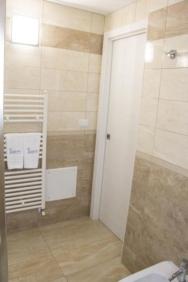 B&B Imperial Exclusive Rooms & Breakfast Porto Cesareo Exteriör bild