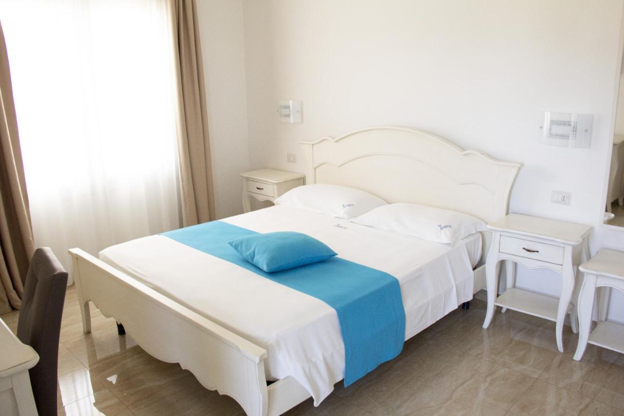 B&B Imperial Exclusive Rooms & Breakfast Porto Cesareo Exteriör bild