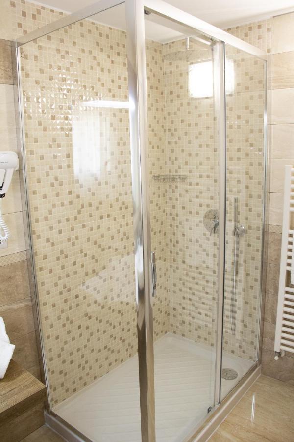 B&B Imperial Exclusive Rooms & Breakfast Porto Cesareo Exteriör bild